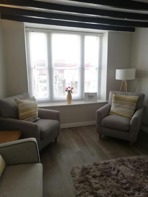 Siop Iwan A Menna Appartement Caernarfon Buitenkant foto