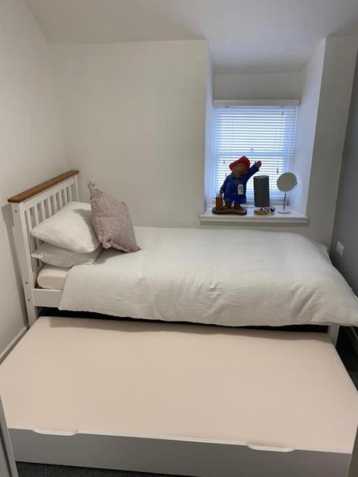 Siop Iwan A Menna Appartement Caernarfon Buitenkant foto