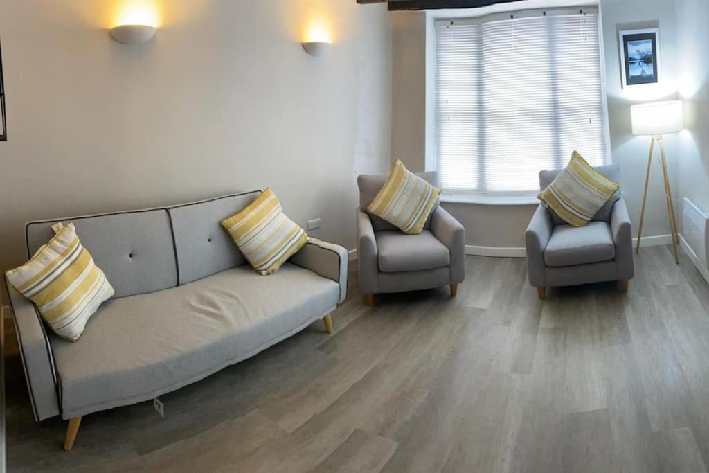 Siop Iwan A Menna Appartement Caernarfon Buitenkant foto