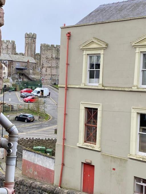 Siop Iwan A Menna Appartement Caernarfon Buitenkant foto