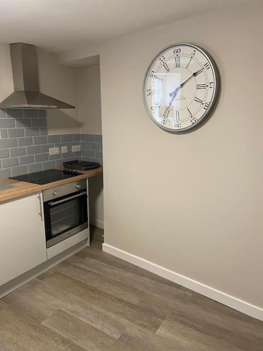 Siop Iwan A Menna Appartement Caernarfon Buitenkant foto